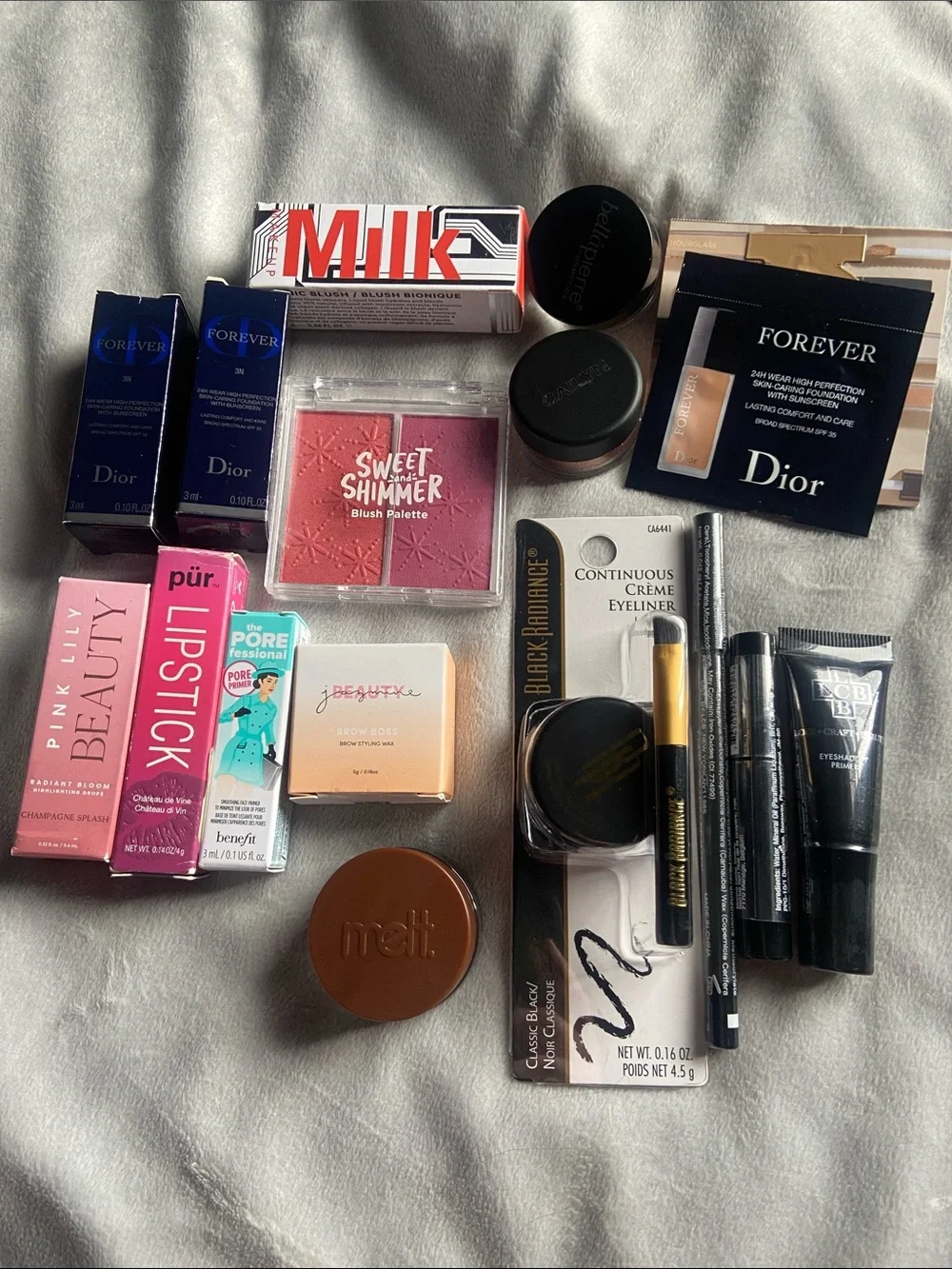 15pc Makeup Lot; Blush Eyeliner Lipstick Eyeshadow Primer & More